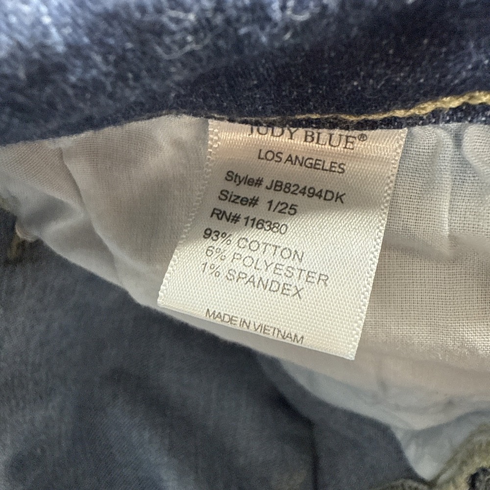Judy Blue Skinny Fit Pleated Dark Wash Jeans Women's Size 1/25 (25X28) Stretch - Picture 6 of 9